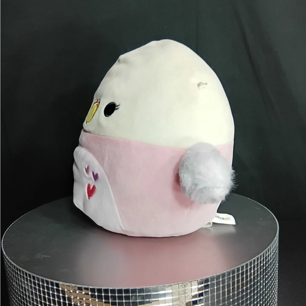 Squisnallow Cute Pink and White Plush Toy 7” pre owned  Exellent condition